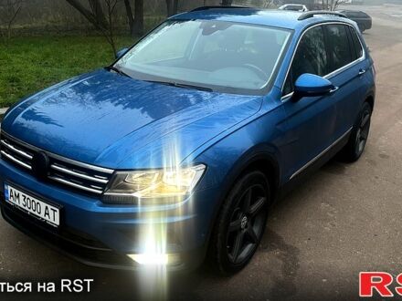 Синий Фольксваген Тигуан, объемом двигателя 2 л и пробегом 153 тыс. км за 23999 $, фото 1 на Automoto.ua