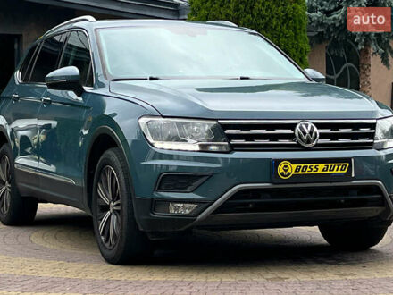 Синий Фольксваген Тигуан, объемом двигателя 2 л и пробегом 85 тыс. км за 28500 $, фото 1 на Automoto.ua