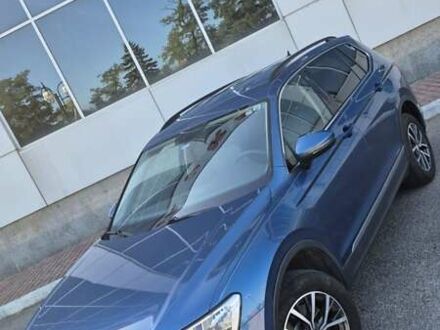 Синій Фольксваген Тігуан, об'ємом двигуна 1.98 л та пробігом 93 тис. км за 19700 $, фото 1 на Automoto.ua