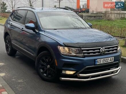 Фольксваген Тигуан 2020 в Днепре (Днепропетровске) на Automoto.ua Синий Фольксваген Тигуан, объемом двигателя 2 л и пробегом 25 тыс. км за 17500 $, фото 1 на Automoto.ua