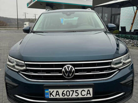 Синий Фольксваген Тигуан, объемом двигателя 1.97 л и пробегом 154 тыс. км за 33900 $, фото 1 на Automoto.ua