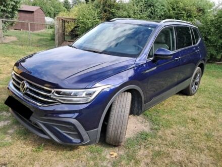 Синий Фольксваген Тигуан, объемом двигателя 2 л и пробегом 50 тыс. км за 19000 $, фото 1 на Automoto.ua