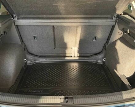 Зеленый Фольксваген Тигуан, объемом двигателя 2 л и пробегом 21 тыс. км за 32938 $, фото 12 на Automoto.ua