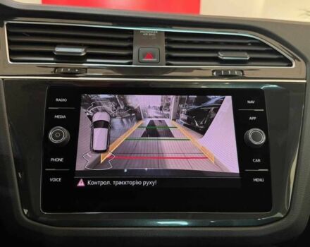 Зеленый Фольксваген Тигуан, объемом двигателя 2 л и пробегом 21 тыс. км за 32938 $, фото 20 на Automoto.ua