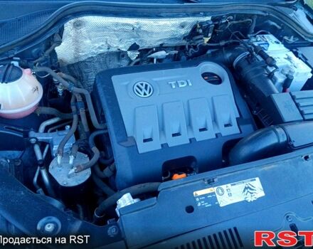 Зелений Фольксваген Тігуан, об'ємом двигуна 2 л та пробігом 280 тис. км за 13700 $, фото 8 на Automoto.ua