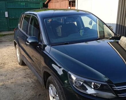 Зелений Фольксваген Тігуан, об'ємом двигуна 1.39 л та пробігом 170 тис. км за 12500 $, фото 2 на Automoto.ua