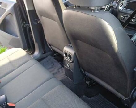 Зелений Фольксваген Тігуан, об'ємом двигуна 1.39 л та пробігом 170 тис. км за 12500 $, фото 12 на Automoto.ua