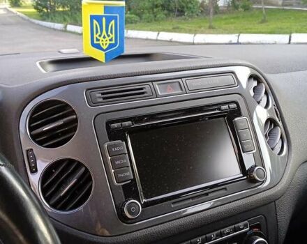 Зелений Фольксваген Тігуан, об'ємом двигуна 1.39 л та пробігом 170 тис. км за 12500 $, фото 9 на Automoto.ua