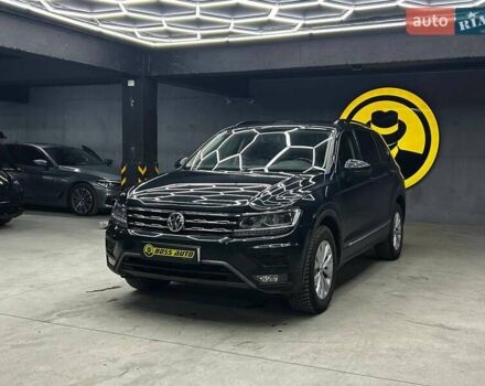 Зелений Фольксваген Тігуан, об'ємом двигуна 2 л та пробігом 96 тис. км за 19000 $, фото 2 на Automoto.ua