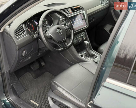 Зеленый Фольксваген Тигуан, объемом двигателя 1.98 л и пробегом 170 тыс. км за 18499 $, фото 12 на Automoto.ua