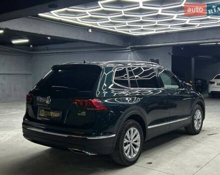 Зелений Фольксваген Тігуан, об'ємом двигуна 2 л та пробігом 96 тис. км за 19000 $, фото 5 на Automoto.ua