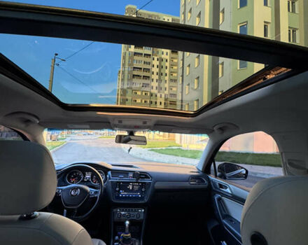 Зелений Фольксваген Тігуан, об'ємом двигуна 1.98 л та пробігом 102 тис. км за 20000 $, фото 42 на Automoto.ua