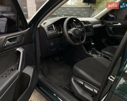 Зеленый Фольксваген Тигуан, объемом двигателя 1.98 л и пробегом 189 тыс. км за 17300 $, фото 5 на Automoto.ua
