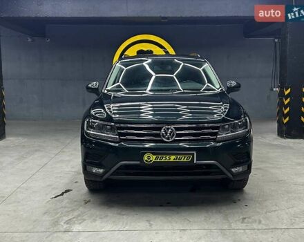 Зелений Фольксваген Тігуан, об'ємом двигуна 2 л та пробігом 96 тис. км за 19000 $, фото 1 на Automoto.ua