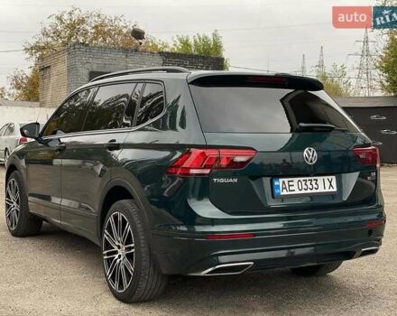 Зеленый Фольксваген Тигуан, объемом двигателя 1.98 л и пробегом 189 тыс. км за 17300 $, фото 4 на Automoto.ua