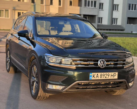 Зелений Фольксваген Тігуан, об'ємом двигуна 1.98 л та пробігом 102 тис. км за 20000 $, фото 28 на Automoto.ua