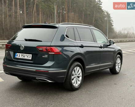 Зеленый Фольксваген Тигуан, объемом двигателя 1.98 л и пробегом 170 тыс. км за 18499 $, фото 3 на Automoto.ua