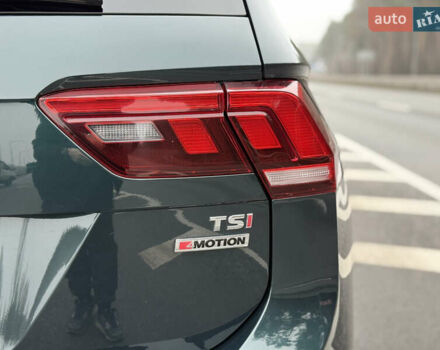 Зеленый Фольксваген Тигуан, объемом двигателя 1.98 л и пробегом 170 тыс. км за 18499 $, фото 10 на Automoto.ua