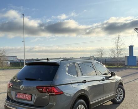 Зеленый Фольксваген Тигуан, объемом двигателя 0 л и пробегом 240 тыс. км за 14999 $, фото 4 на Automoto.ua