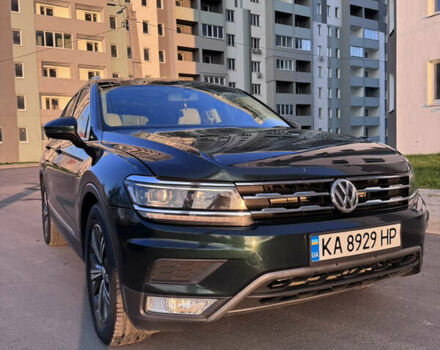 Зелений Фольксваген Тігуан, об'ємом двигуна 1.98 л та пробігом 102 тис. км за 20000 $, фото 2 на Automoto.ua