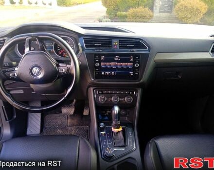 Зеленый Фольксваген Тигуан, объемом двигателя 2 л и пробегом 156 тыс. км за 16850 $, фото 8 на Automoto.ua