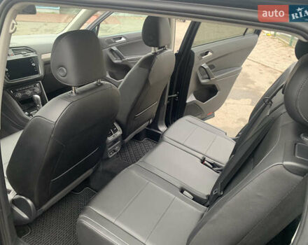 Зеленый Фольксваген Тигуан, объемом двигателя 1.98 л и пробегом 161 тыс. км за 21200 $, фото 28 на Automoto.ua