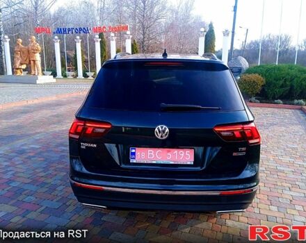 Зеленый Фольксваген Тигуан, объемом двигателя 2 л и пробегом 156 тыс. км за 16850 $, фото 3 на Automoto.ua