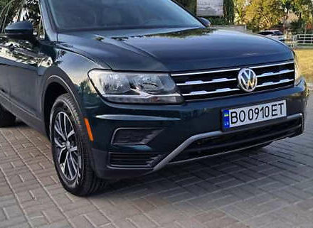 Зеленый Фольксваген Тигуан, объемом двигателя 1.98 л и пробегом 79 тыс. км за 16900 $, фото 2 на Automoto.ua