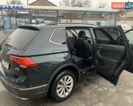 Зеленый Фольксваген Тигуан, объемом двигателя 1.98 л и пробегом 161 тыс. км за 21200 $, фото 44 на Automoto.ua