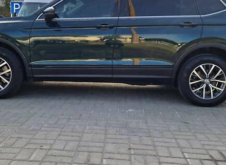 Зеленый Фольксваген Тигуан, объемом двигателя 1.98 л и пробегом 79 тыс. км за 16900 $, фото 13 на Automoto.ua