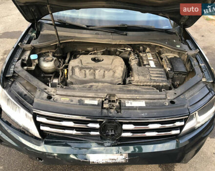 Зеленый Фольксваген Тигуан, объемом двигателя 0 л и пробегом 139 тыс. км за 12200 $, фото 68 на Automoto.ua