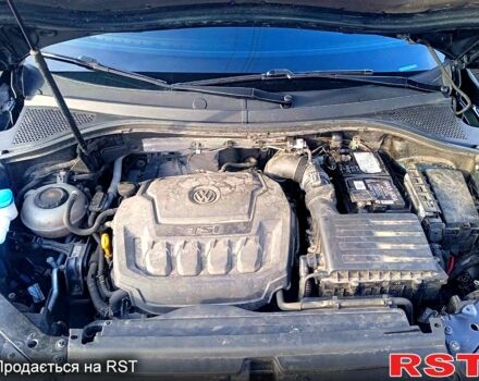 Зеленый Фольксваген Тигуан, объемом двигателя 2 л и пробегом 156 тыс. км за 16850 $, фото 9 на Automoto.ua