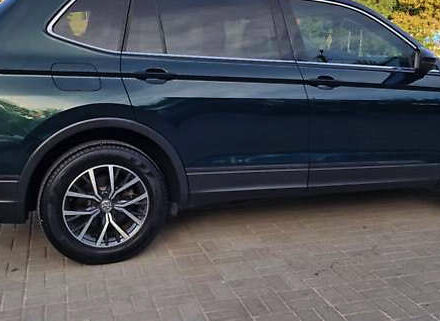 Зеленый Фольксваген Тигуан, объемом двигателя 1.98 л и пробегом 79 тыс. км за 16900 $, фото 8 на Automoto.ua