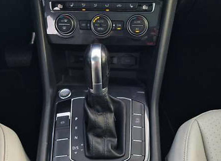 Зеленый Фольксваген Тигуан, объемом двигателя 1.98 л и пробегом 79 тыс. км за 16900 $, фото 23 на Automoto.ua