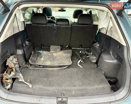 Зеленый Фольксваген Тигуан, объемом двигателя 2 л и пробегом 80 тыс. км за 13000 $, фото 28 на Automoto.ua