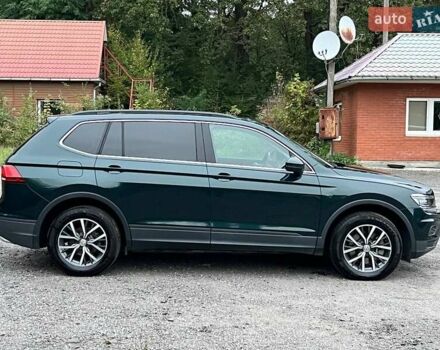 Зеленый Фольксваген Тигуан, объемом двигателя 1.98 л и пробегом 100 тыс. км за 22500 $, фото 5 на Automoto.ua