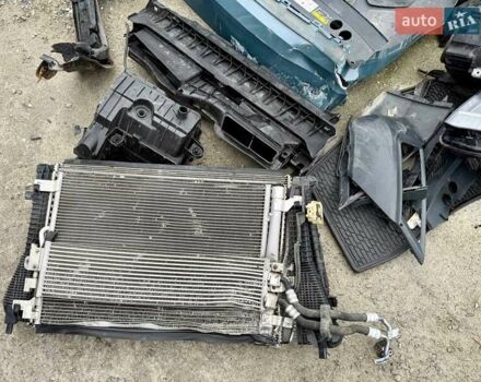 Зеленый Фольксваген Тигуан, объемом двигателя 2 л и пробегом 80 тыс. км за 13000 $, фото 41 на Automoto.ua