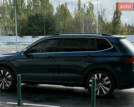 Зелений Фольксваген Тігуан, об'ємом двигуна 2 л та пробігом 52 тис. км за 26000 $, фото 7 на Automoto.ua