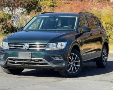 Зелений Фольксваген Тігуан, об'ємом двигуна 2 л та пробігом 40 тис. км за 18000 $, фото 2 на Automoto.ua