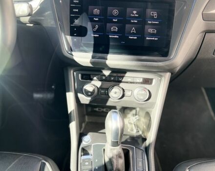 Зеленый Фольксваген Тигуан, объемом двигателя 2 л и пробегом 208 тыс. км за 30900 $, фото 10 на Automoto.ua