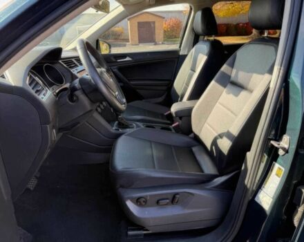 Зелений Фольксваген Тігуан, об'ємом двигуна 2 л та пробігом 40 тис. км за 18000 $, фото 8 на Automoto.ua