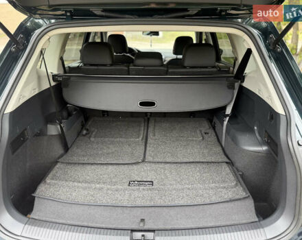 Зелений Фольксваген Тігуан, об'ємом двигуна 2 л та пробігом 170 тис. км за 19900 $, фото 25 на Automoto.ua