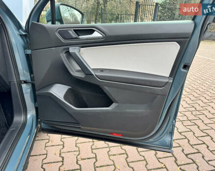 Зелений Фольксваген Тігуан, об'ємом двигуна 1.98 л та пробігом 80 тис. км за 21700 $, фото 48 на Automoto.ua