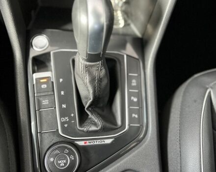 Зеленый Фольксваген Тигуан, объемом двигателя 2 л и пробегом 208 тыс. км за 30900 $, фото 11 на Automoto.ua