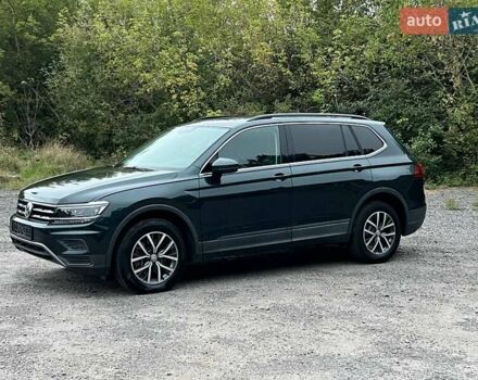 Зеленый Фольксваген Тигуан, объемом двигателя 1.98 л и пробегом 100 тыс. км за 22500 $, фото 3 на Automoto.ua