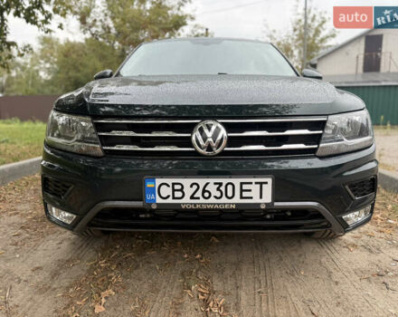 Зелений Фольксваген Тігуан, об'ємом двигуна 2 л та пробігом 170 тис. км за 19900 $, фото 35 на Automoto.ua