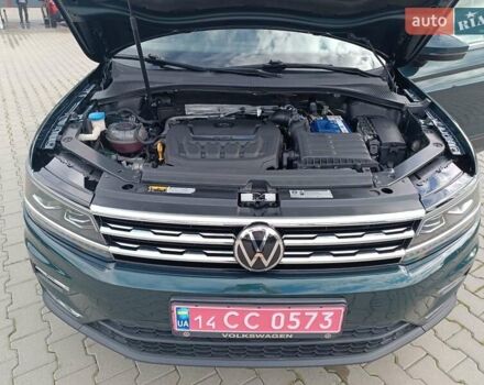 Зеленый Фольксваген Тигуан, объемом двигателя 1.98 л и пробегом 174 тыс. км за 21999 $, фото 21 на Automoto.ua