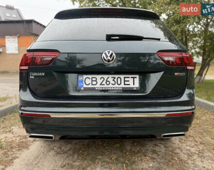 Зелений Фольксваген Тігуан, об'ємом двигуна 2 л та пробігом 170 тис. км за 19900 $, фото 6 на Automoto.ua