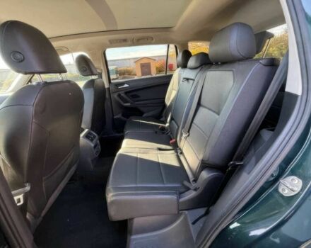 Зелений Фольксваген Тігуан, об'ємом двигуна 2 л та пробігом 40 тис. км за 18000 $, фото 9 на Automoto.ua