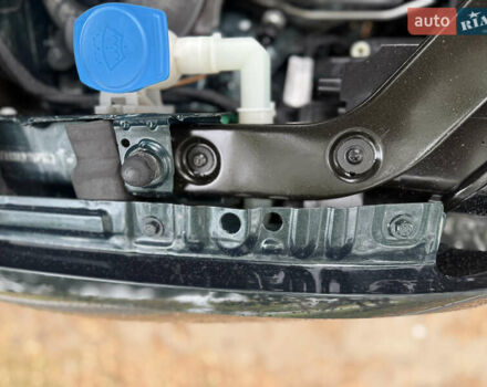 Зелений Фольксваген Тігуан, об'ємом двигуна 2 л та пробігом 170 тис. км за 19900 $, фото 14 на Automoto.ua